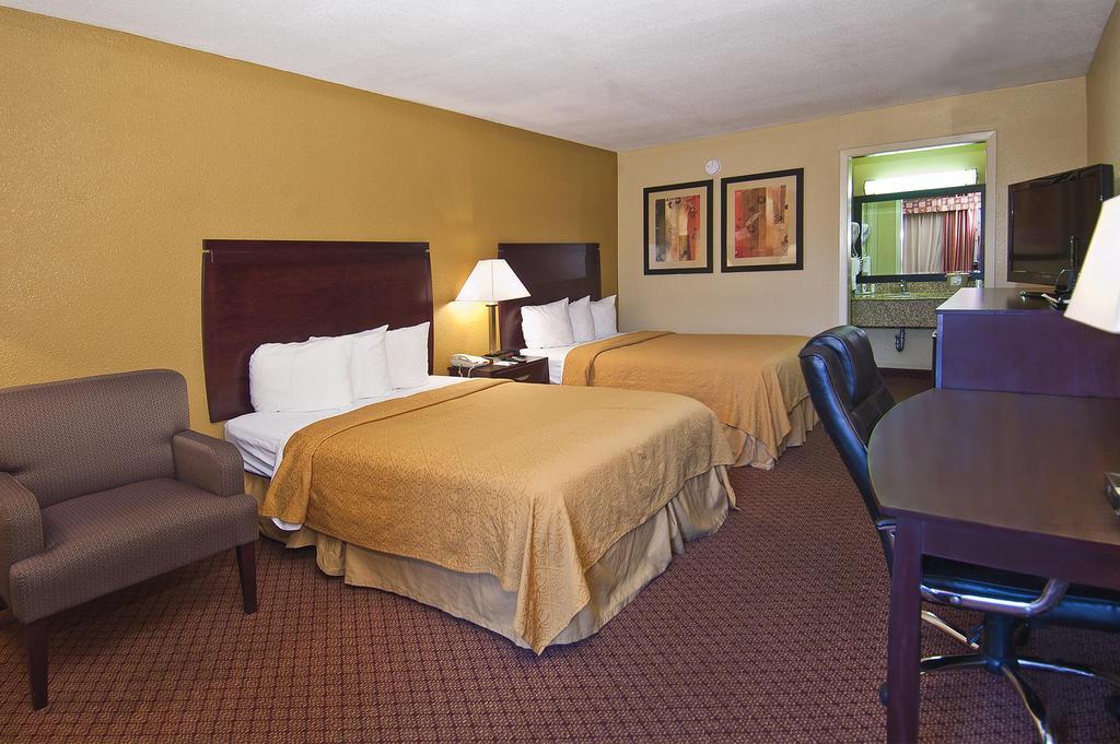 Quality Inn&Suites Baton Rouge West - Port Allen Exterior foto